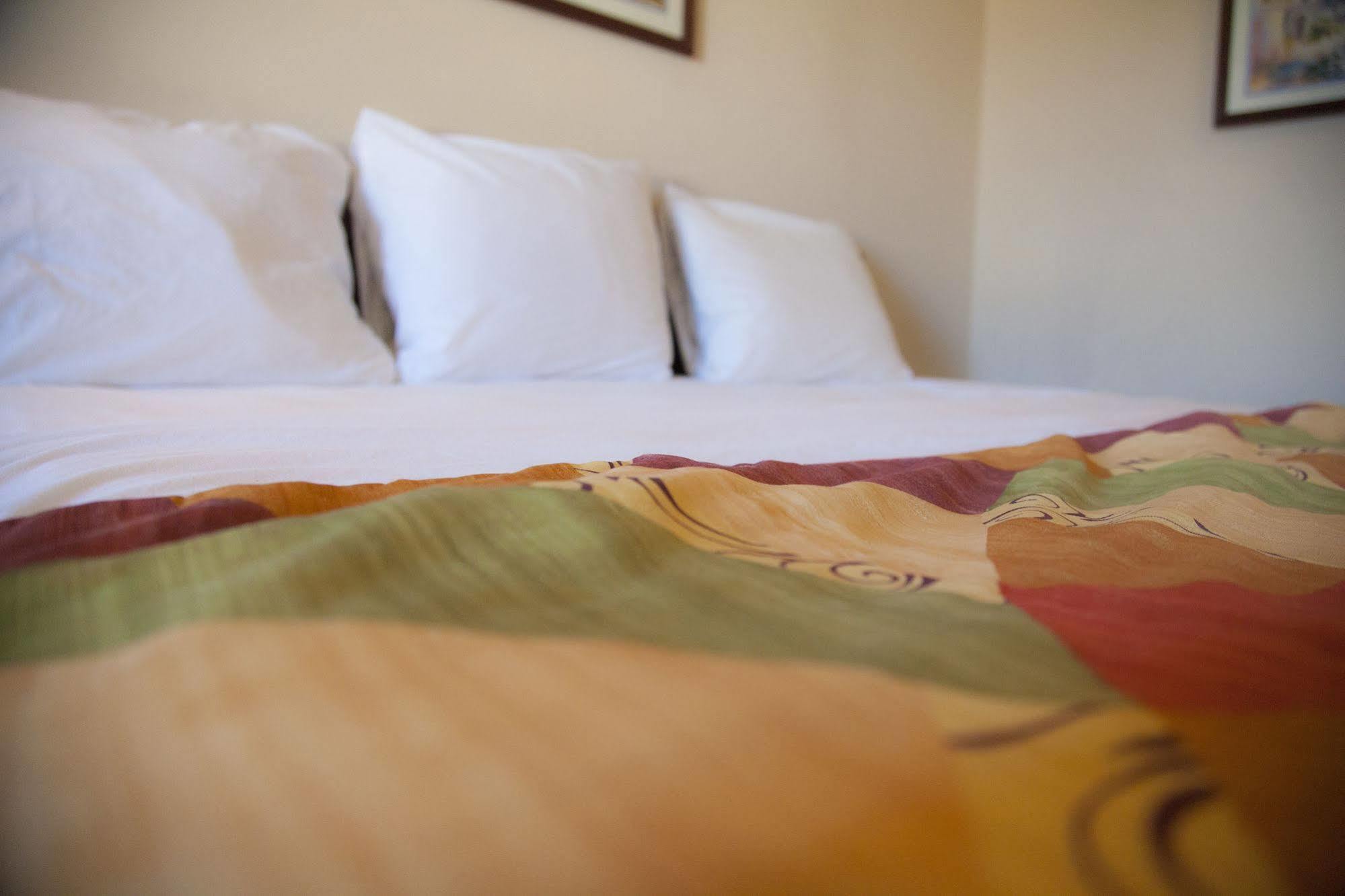 Intown Suites Extended Stay Norfolk Va Extérieur photo